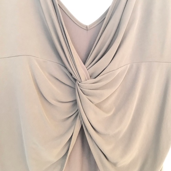 Twisted Open Back T-Shirt - Picture 5 of 7